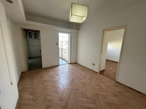 DOS AMBIENTES EN ALQUILER EN AVELLANEDA