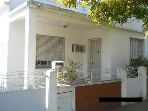 Casa  en Venta ubicado en Quilmes Oeste, Quilmes, G.B.A. Zona Sur - SVN0490_LP584278_1