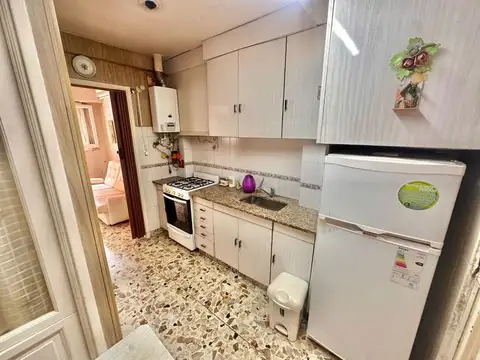 Venta Ph 2 ambientes con entrada idpte y terraza!