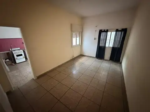 Depto Tipo Casa en Alquiler de 1 dormitorio