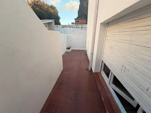 Depto Tipo Casa en Alquiler en Villa Adelina, $ 790.000