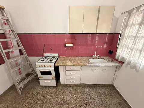 Depto Tipo Casa en Alquiler 40 años