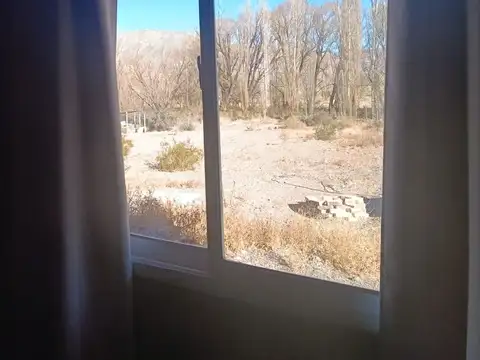 Venta Uspallata 3.000 m2 con Casa y Cabaña, Mza