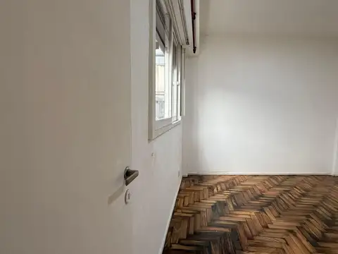 Departamento en Alquiler en Abasto, $ 400.000