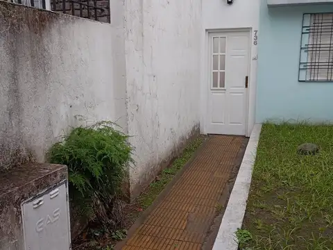 PH DE 3 AMBIENTES EN VENTA - CASTELAR SUR
