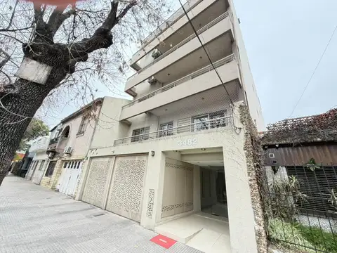 ALQUILER MONOAMBIENTE DIVIDIDO CON AMPLIO PATIO