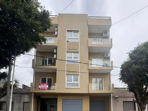 Alquiler departamento 2ambientes con cochera 