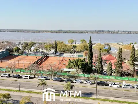 Casa en Venta en Alberdi, USD 700.000