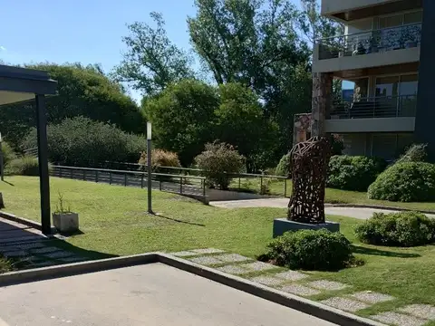 ALQUILERES DEPRTAMENTO COMPLEJO CERRADO AMOBLADO