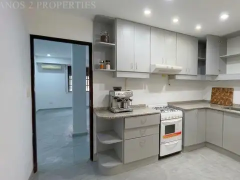 Depto Tipo Casa en Venta de 5 ambientes
