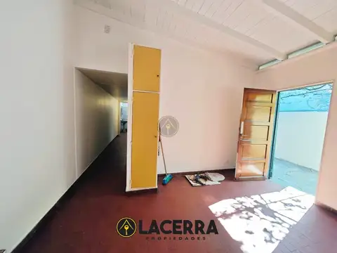 Depto Tipo Casa en Alquiler 60 años