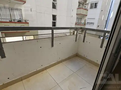 Departamento en Alquiler en Moron Sur, $ 600.000