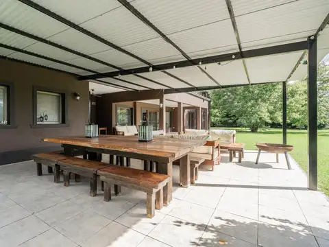Casa en Venta en Chacras De La Cruz, USD 380.000
