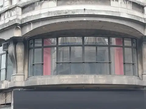 Avenida Hipólito Yrigoyen 800, Piso EP