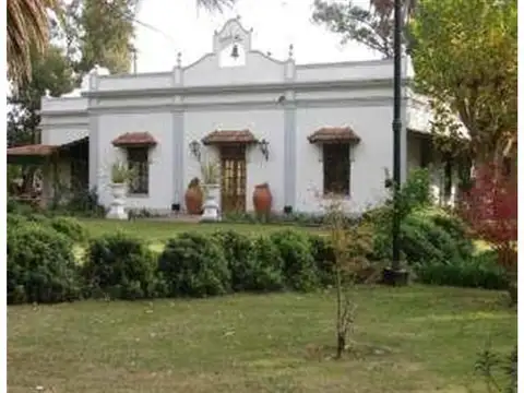 Campo en Lobos 25 has