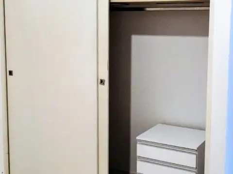 Alquiler departamento 2 ambientes con cochera en Wilde