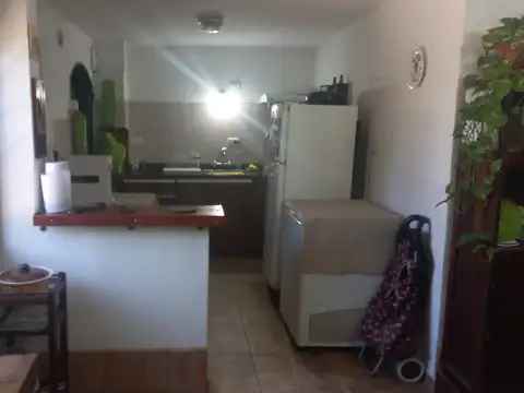 Av. Cassaffousth 100