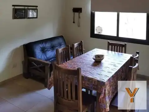 Casa 3 ambientes con 1 baño