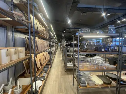 Oficina en Venta con 2 cocheras