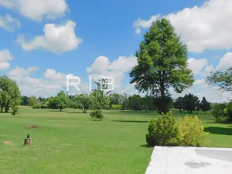 Al Golf sobre 1700 m2