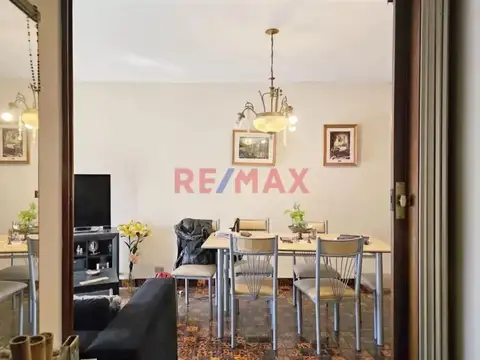 Casa 7 ambientes con 3 baños