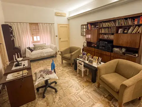 Depto Tipo Casa en Venta de 3 ambientes