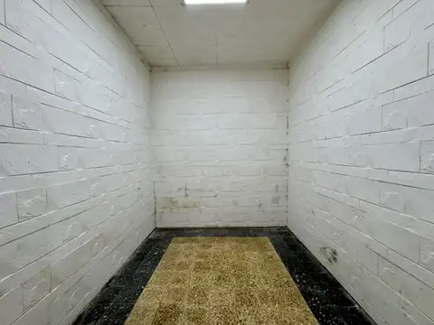 Depto Tipo Casa en Venta 80 años