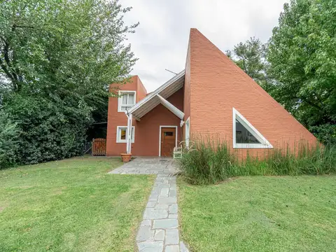 Casa en Venta en Pilar, USD 180.000