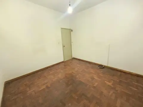 Casa en Alquiler con 1 cochera