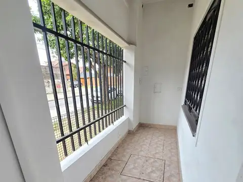 Casa en Alquiler en Martin Coronado, $ 900.000