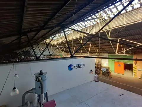 Galpón Industrial en Venta en Munro