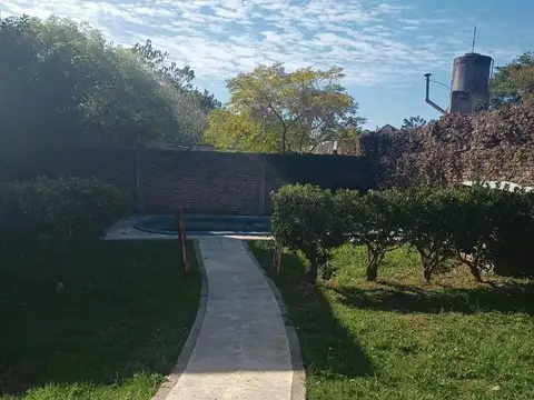 CASA 4 AMB. EN DOS PLANTAS ESCUCHA OFERTAS 