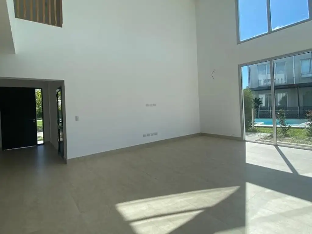 Fincas De Iraola 2 ( Np) 100 - 4 dormitorios con cochera