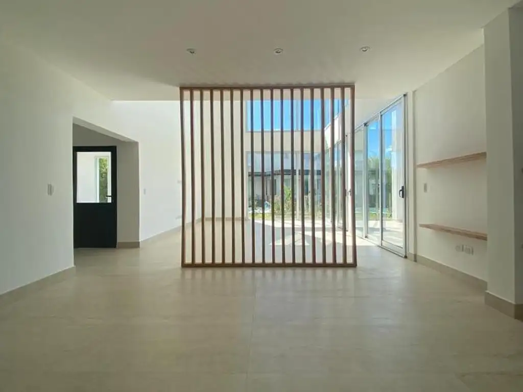 Casa en Alquiler - Fincas de Iraola II