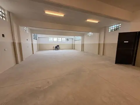 Galpon en Venta en Monte Castro, USD 900.000