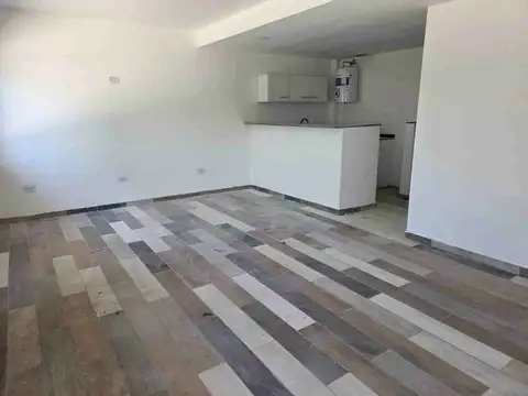 Depto Tipo Casa en Venta 1 año