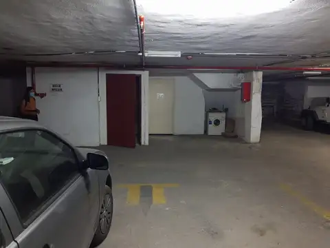 VENTA COCHERA EN BARRIO NUEVA CORDOBA