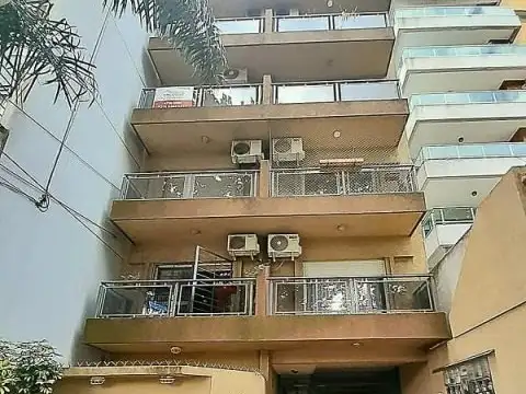 VENTA - MONOAMBIENTE con balcón. Excelente ESTADO y UBICACIÓN en Villa Ballester, San Martin, G.B.A. Zona Norte