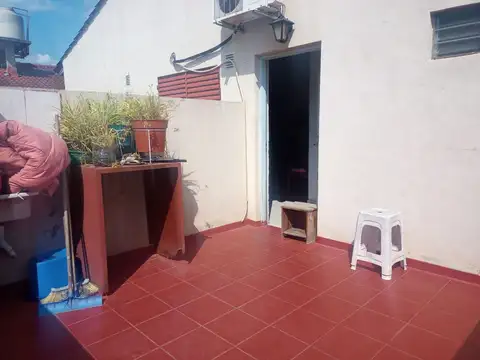 Depto Tipo Casa en Venta de 2 ambientes