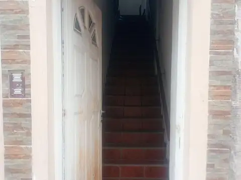 Depto Tipo Casa en Venta 16 años