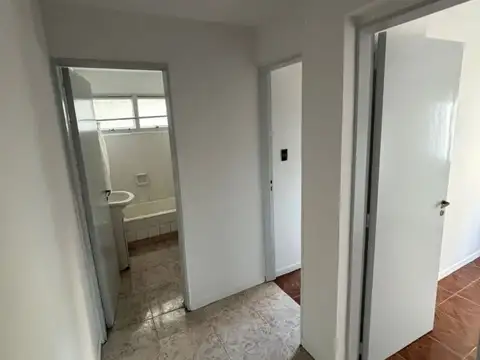 Departamento 4 ambientes con 2 baños