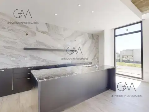 Casa en Alquiler en Rumenco Joven, USD 1.700