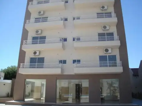 Pilar centro! Depto 2 ambientes amplio! Balcón, Cochera, Equipos AA!
