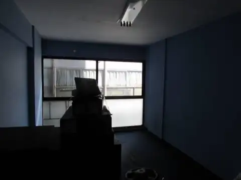 OFICINA EN ALQUILER EN ONCE APTO CUALQUIER DESTINO