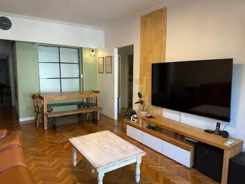 Departamento 4 ambientes con patio de luz en Venta - San Cristobal
