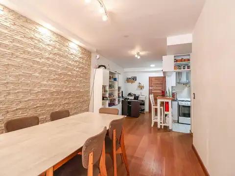 Depto Tipo Casa en Venta de 4 ambientes