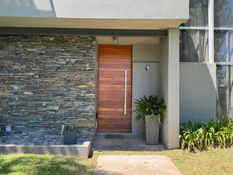 Casa en Venta en El Aromo, USD 259.000