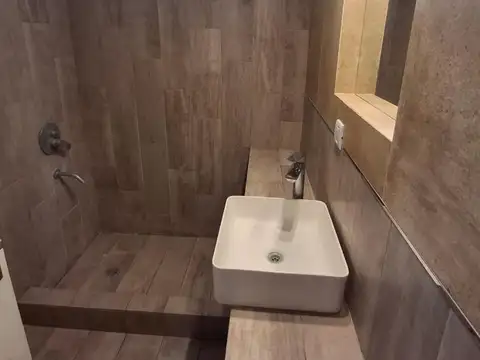 VENTA DPTO 2 AMB ZONA CENTRO