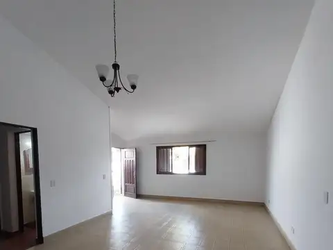 Casa en Alquiler 35 años
