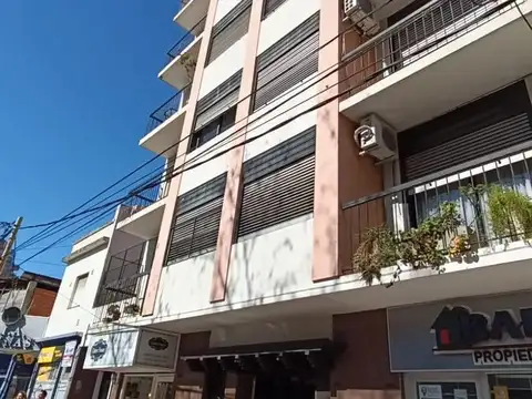 Alquiler - Departamento 3 ambientes - Ramos Mejia